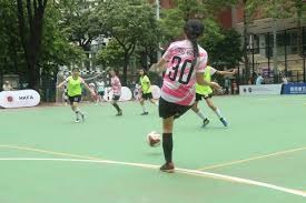 中超精彩对决 辽宁铁人逆转战胜上海海港